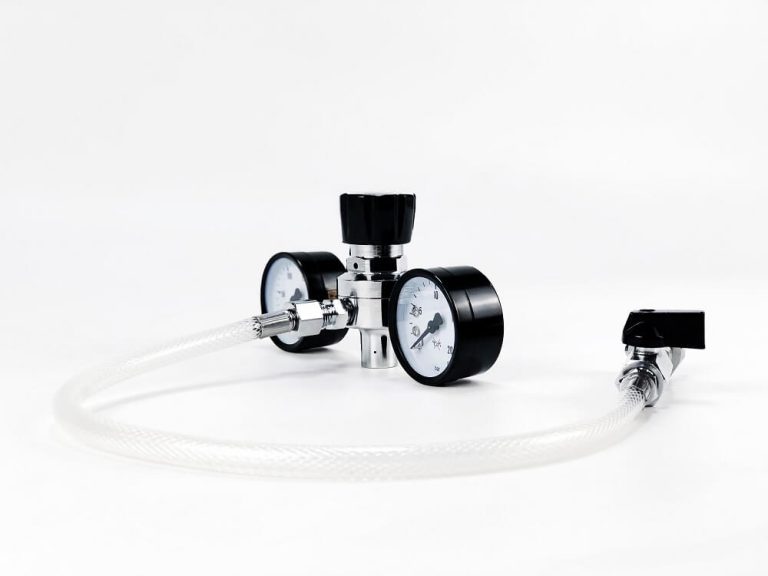 How to Securely Use a Nitrous Oxide Pressure Regulator?