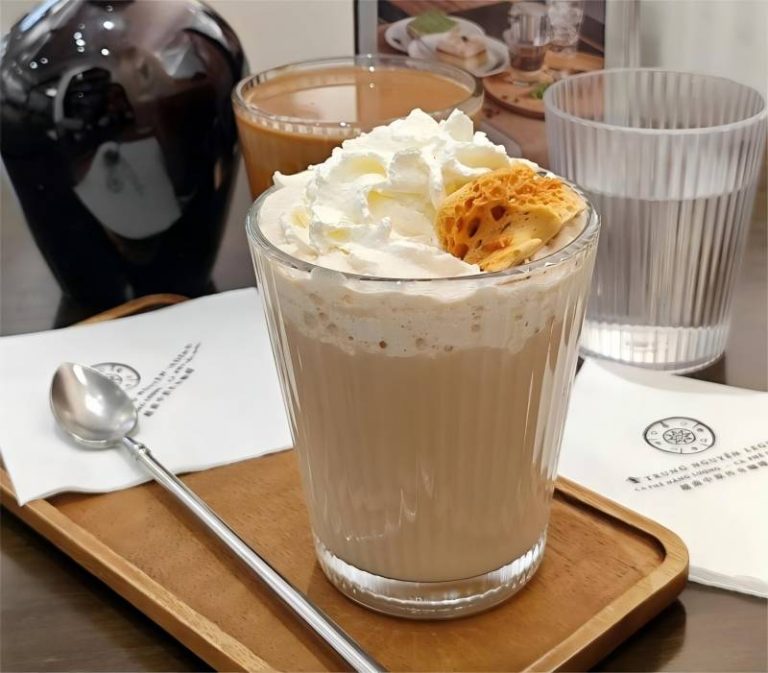 Easily Add Whipped Cream to Your Beverages with Rotass Cream Charger