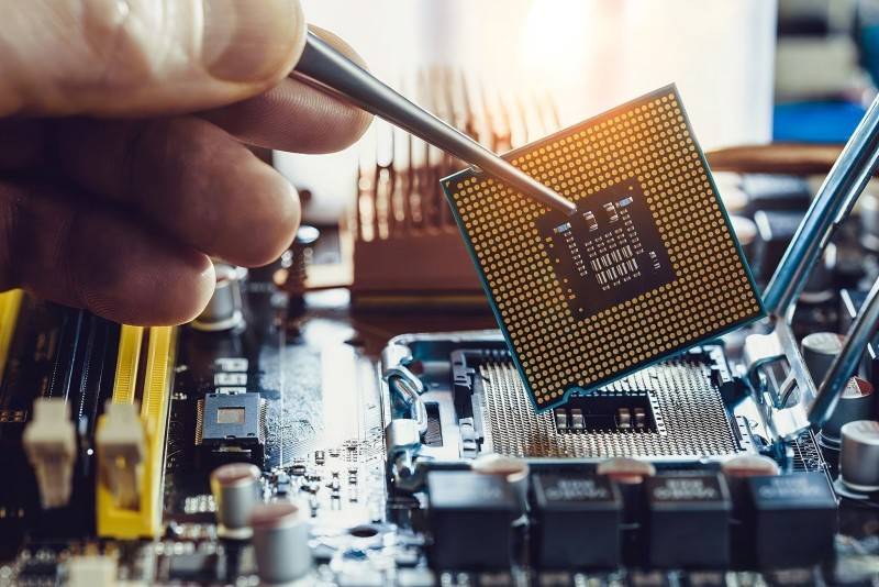 Nitrous Oxide in Semiconductor Manufacturing