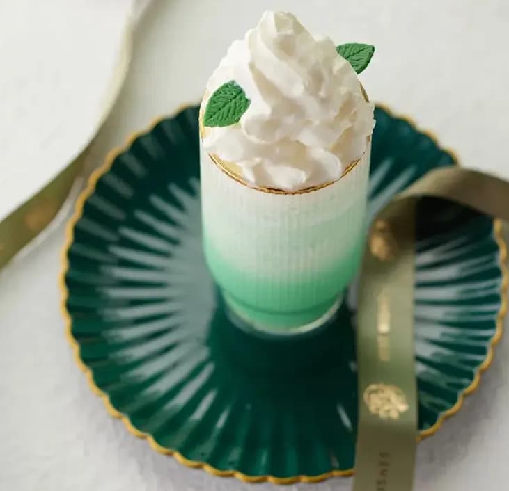 Mint & White Chocolate Whipped Cream Topping