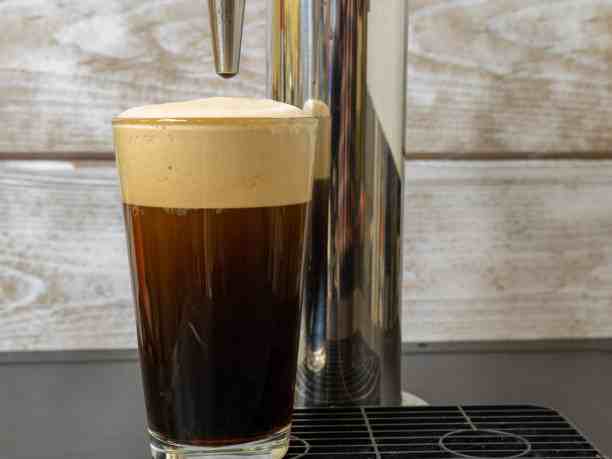 Nitro Cold Brew coffee with fine nitrogen bubbles