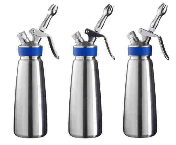 Metal siphon and gas can for making whipped cream