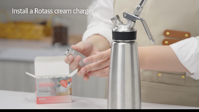 Rotass cream charger